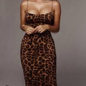 JLUXLABEL Leopard Midi Dress / Size: M